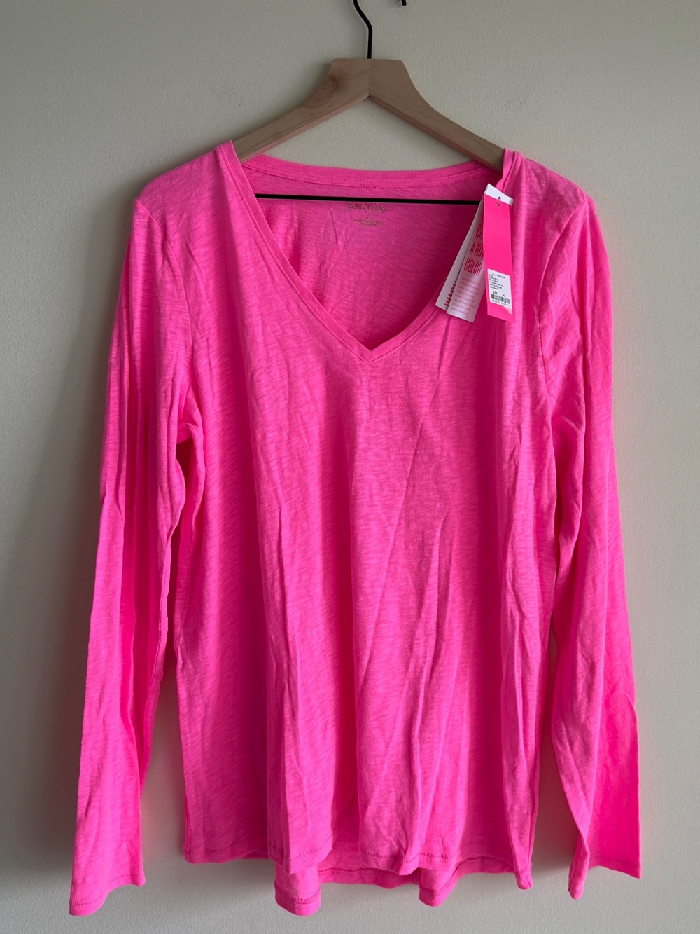 NWT Lilly Pulitzer Etta Long Sleeve Top XL Pink Prosecco Slub V-Neck Neon Tee - Picture 2 of 9